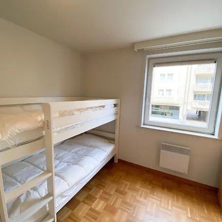 In Nieuwpoort-bad Near * Nieuwpoort